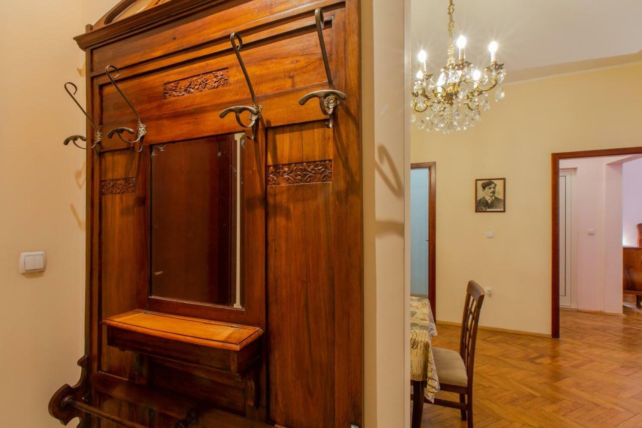 Casa Ferrari Bed & Breakfast Sofia Exterior photo